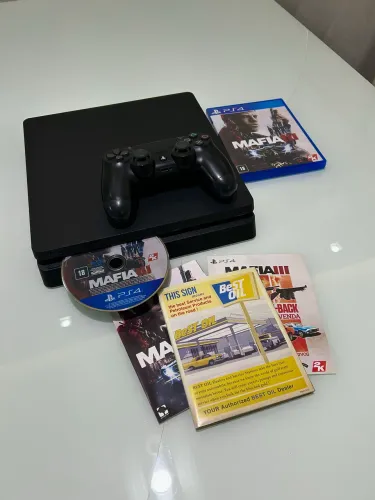 PS4 Slim 1TB + Controle Original e 1 Jogo