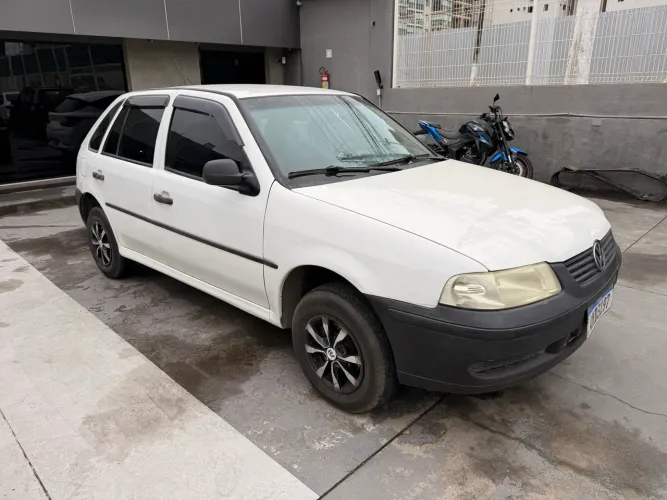 Volkswagen Gol Geração III Plus 1.0 MI 16V Gasolina Mec. 4P 2005