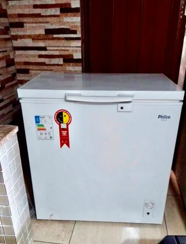 127V Freezer Horizontal Philco 199l