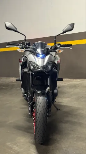 Kawasaki Z900 