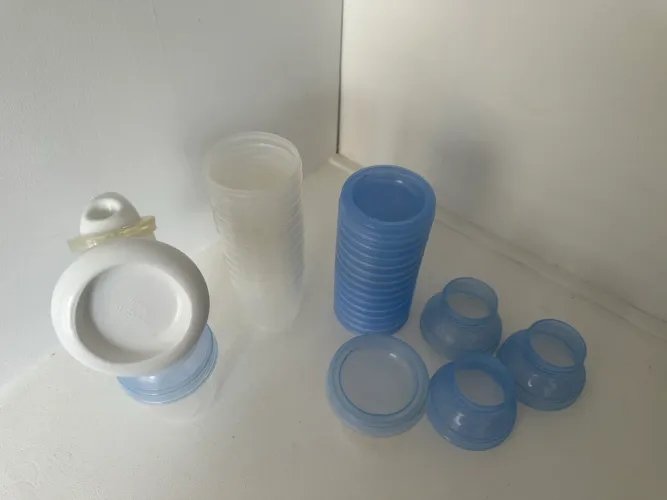 Kit Amamentação Philips Avent: Extrator Manual Pétala + 13 Potes Conservadores