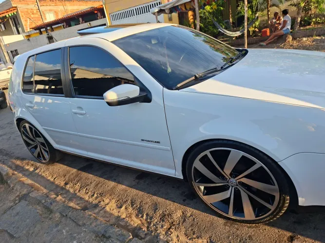Volkswagen Golf Sportline 1.6 MI Total Flex 8V 4P 2013