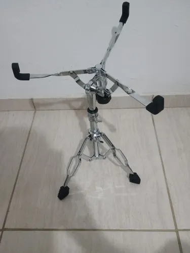 Vendo estante de caixa nova