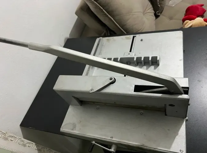 Guilhotina 40cm