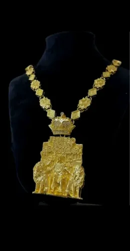 Cordão moeda antiga