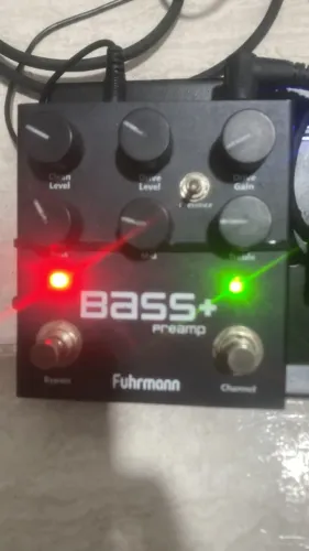 Pedal Pré Amp Bass + Fuhrmann | Divido em 21x