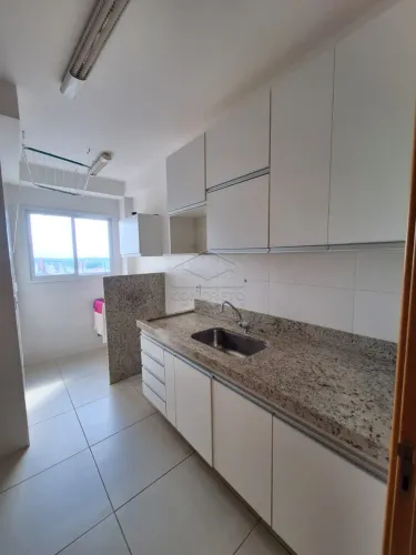Apartamento para locação com sacada no Condomínio Uatumã, bairro Vila Cardia - Bauru/SP