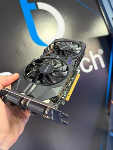 Placa de Vídeo Gigabyte GTX 960 Dual Fan