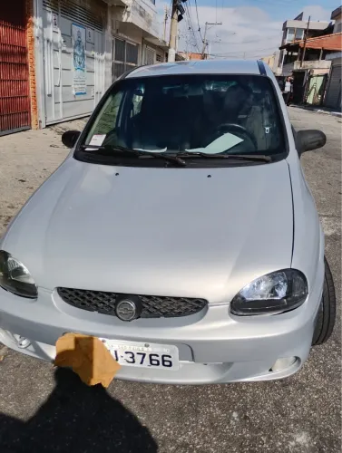 Chevrolet Corsa Sedan Super/ Classic 1.6 MPFI 8V 4 2004