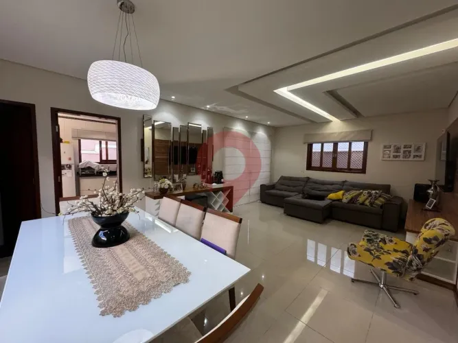 Casa a venda em Valinhos