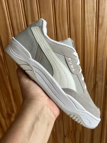 Sapatos masculino e feminino 