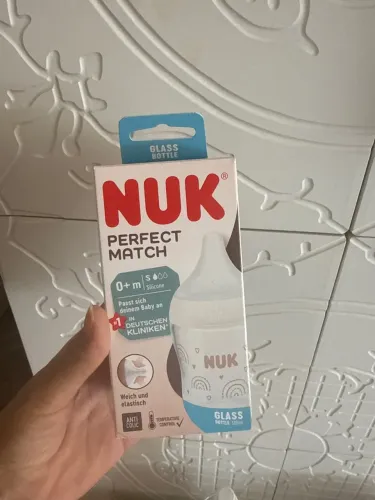 Mamadeira NUK perfect match 0+ meses 150 ml Vidro