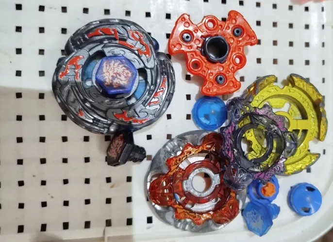 Peças beyblade