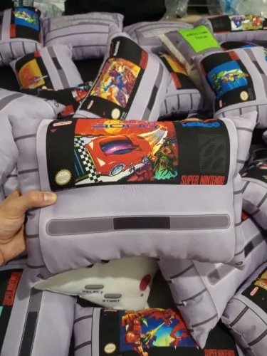 Almofada Top Gear 3000 Cartucho - NerdDog Store - Corrida Speed Snes Carro Car
