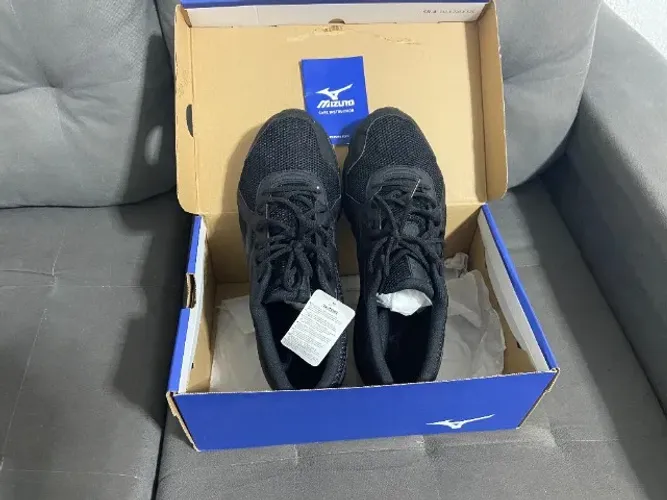 Tênis Mizuno 44 Preto - Novíssimo