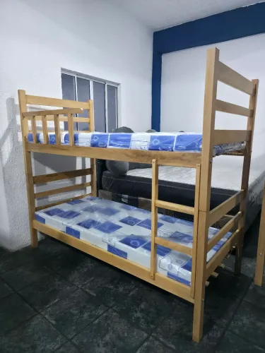 Beliche Madeira R$ 599,00 Novo se Transforma em Cama de Solteiro Madeira Mulateiro