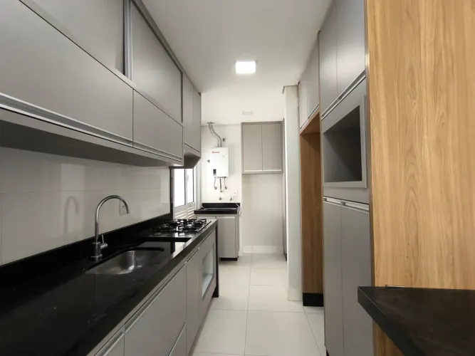 CHELSEA TOWER - Apartamento para locação, com 3 quartos (1 suíte), 100m² por R$ 4.500,00,