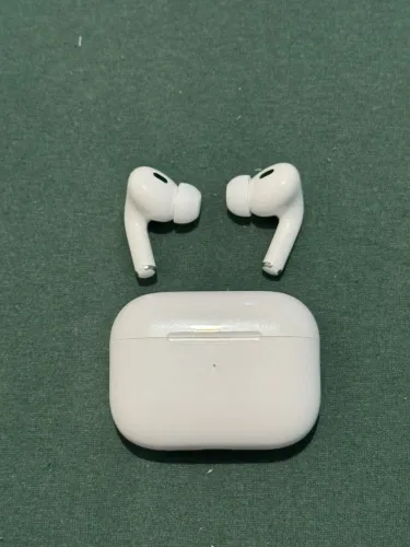 AirPods Pro 2 semi novo