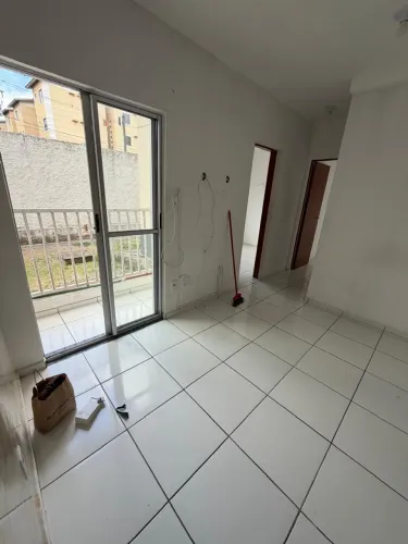 ALUGA-SE - APARTAMENTO SUMMER PARK