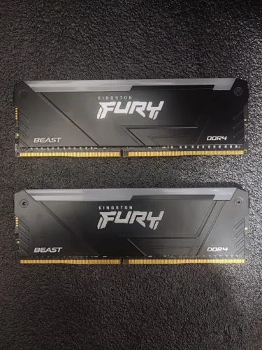 Memória RAM Kingston Fury Beast DDR4 32GB (2x16GB) 3200MHz CL16