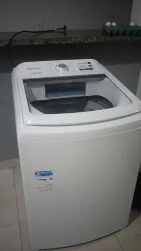 Vendo Eletrolux 17kg nova