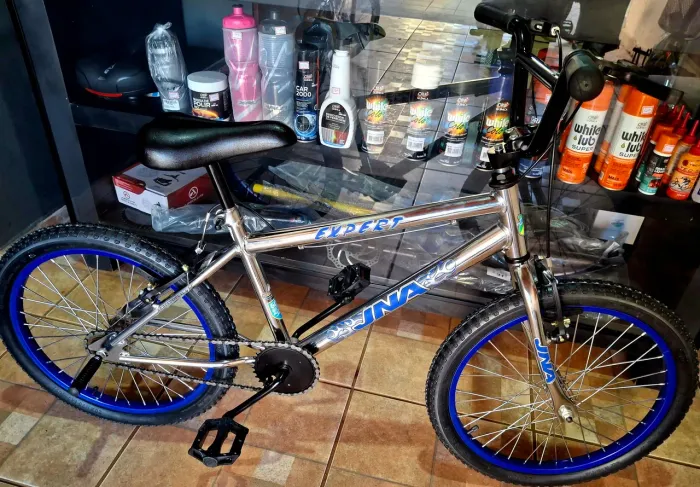 Bicicleta cross aro 20 JNA cromada..