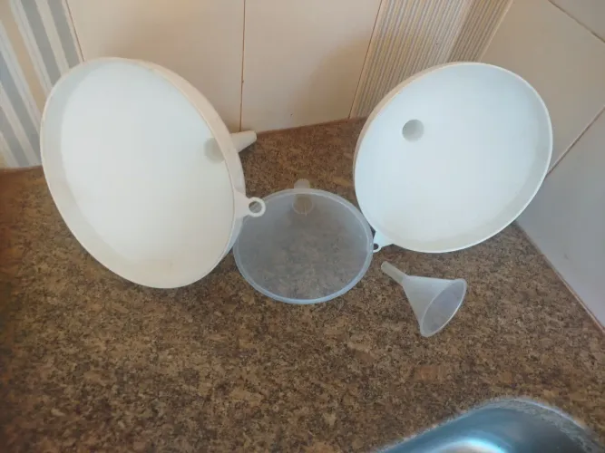 Funil de plástico