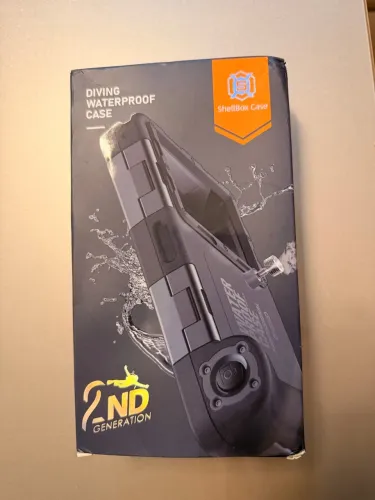 Case para celular para uso em mergulho