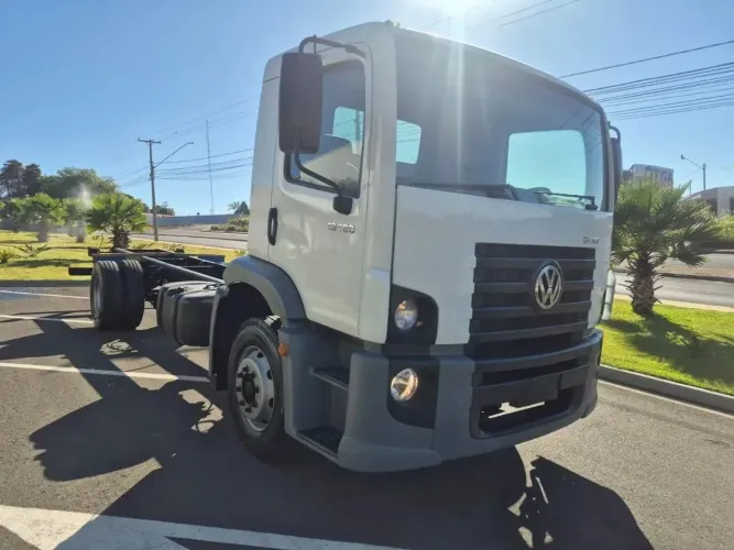 VW 13.180 Constellation