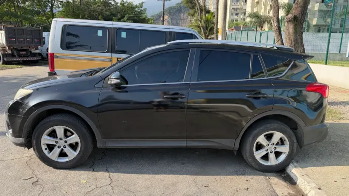 Toyota RAV4 2.0 4X4 16V Aut. 2013