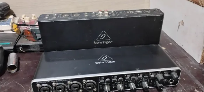 INTERFACE BEHRINGER U-PHORIA UMC404HD