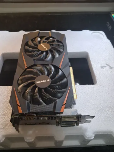 Placa de vídeo Gigabyte Gforce GTX 1060 GDDR5