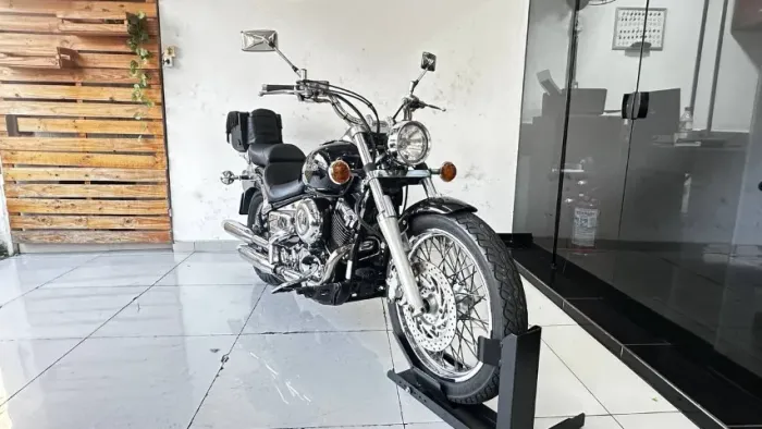 YAMAHA DRAGSTAR 650 2005 PRETA COM 57.000 KM