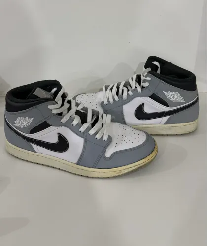 Tênis Air Jordan 1 Mid Original