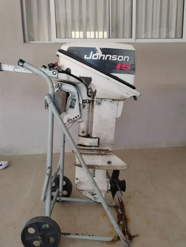 Motor popa 15 hp Johson