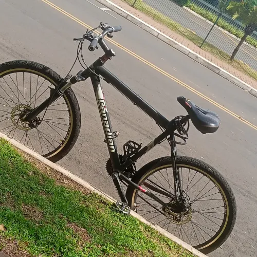 Bike a venda por 200 reais