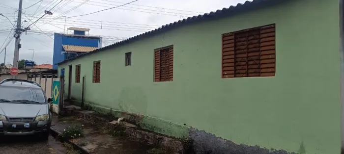 Casa 02 quartos no Bairro Canaã em Juatuba