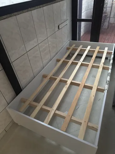 VENDO CAMA DE SOLTEIRO