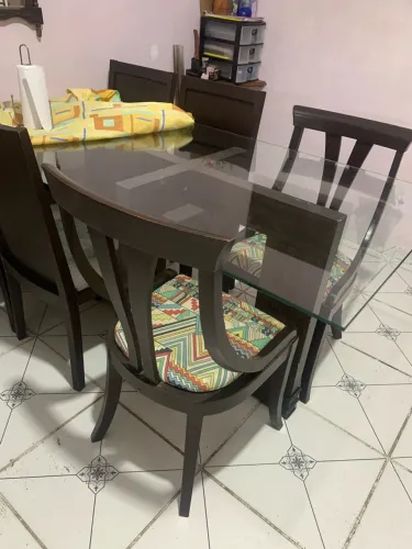 Mesa para sala de Jantar c/6 cadeiras