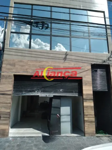 Sala para alugar no 2° andar com 216m², cozinha e 3 banheiros, na Vila Rosália Guarulhos/S