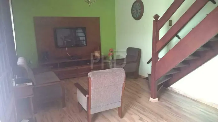 Sobrado com Vista para Represa e Espaço Gourmet em Ribeirão Pires 2 Suítes e 6 Vagas