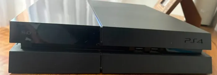 Sony PlayStation 4 Standard - 11 jogos 01 controle