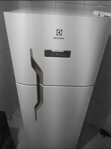 Geladeira Eletrolux Frost Free