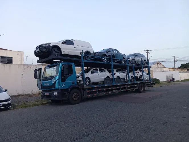 Iveco 17210 cegonha 7 carros