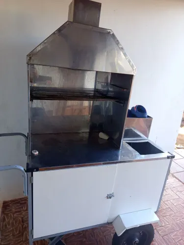 Carinho de espetinho 