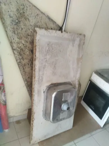 Vendo bancada de pia e cozinha