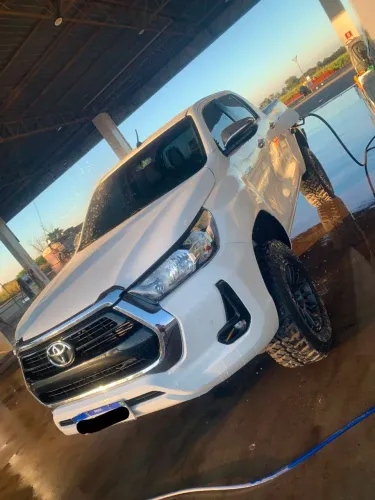 Toyota Hilux CD SRV 4X4 2.8 TDI Diesel Aut. 2023