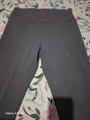 Calça legal GG cinza pouco uso,semi nova