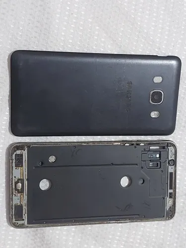 Celular J5 Samsung retirada de peças 