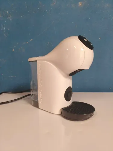 Cafeteira nova estou vendendo pq achei pequena pra minha família